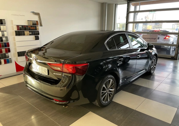 Toyota Avensis cena 46500 przebieg: 224768, rok produkcji 2016 z Tuchów małe 67